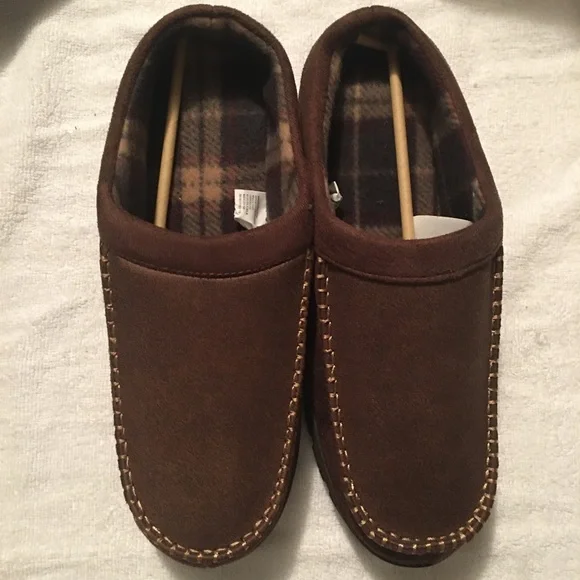 Izod | Shoes | Nwt Izod Brown Slippers Size 112 | Poshmark display picture 3